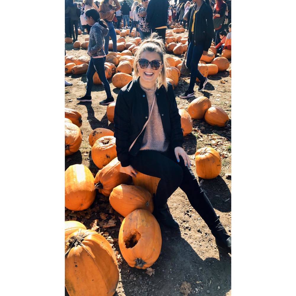 Meet your Posher, Alexandra